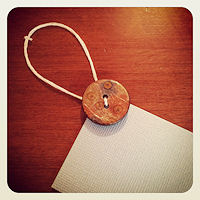floss loop for hand made tag