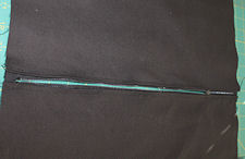 zipper attached to bag sides