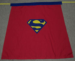 DIY Superhero Capes {Printable Templates Included!!}